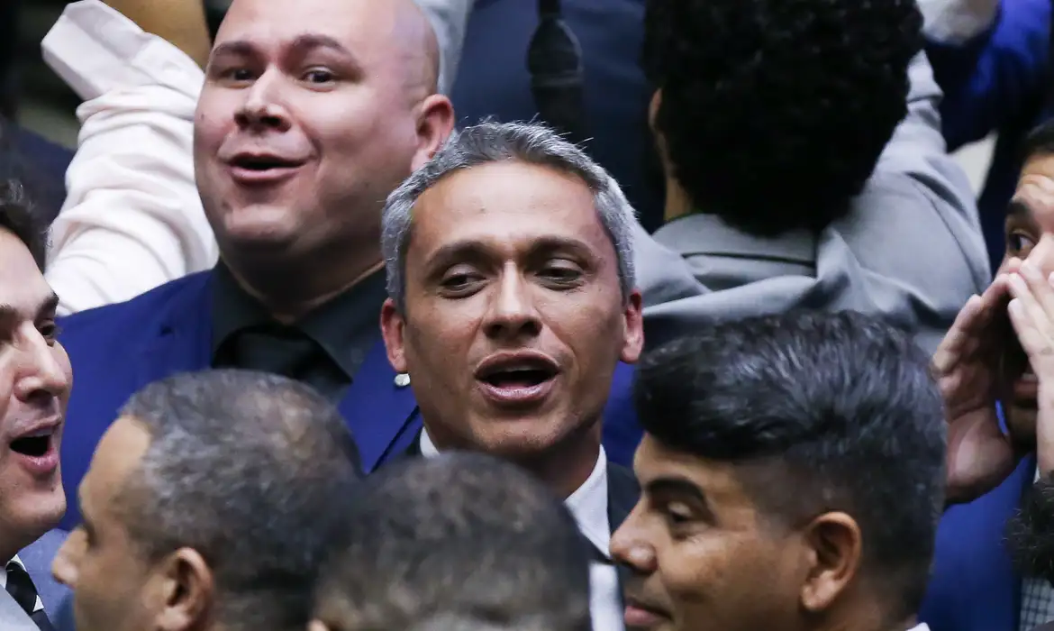 Deputado é Condenado A Pagar R$ 80 Mil Por Assédio Eleitoral